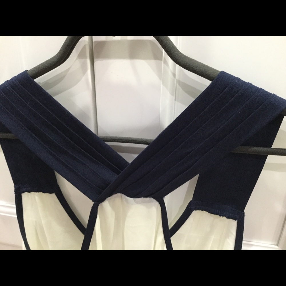 Fabulous cream and navy blouse - Picture 4 of 4
